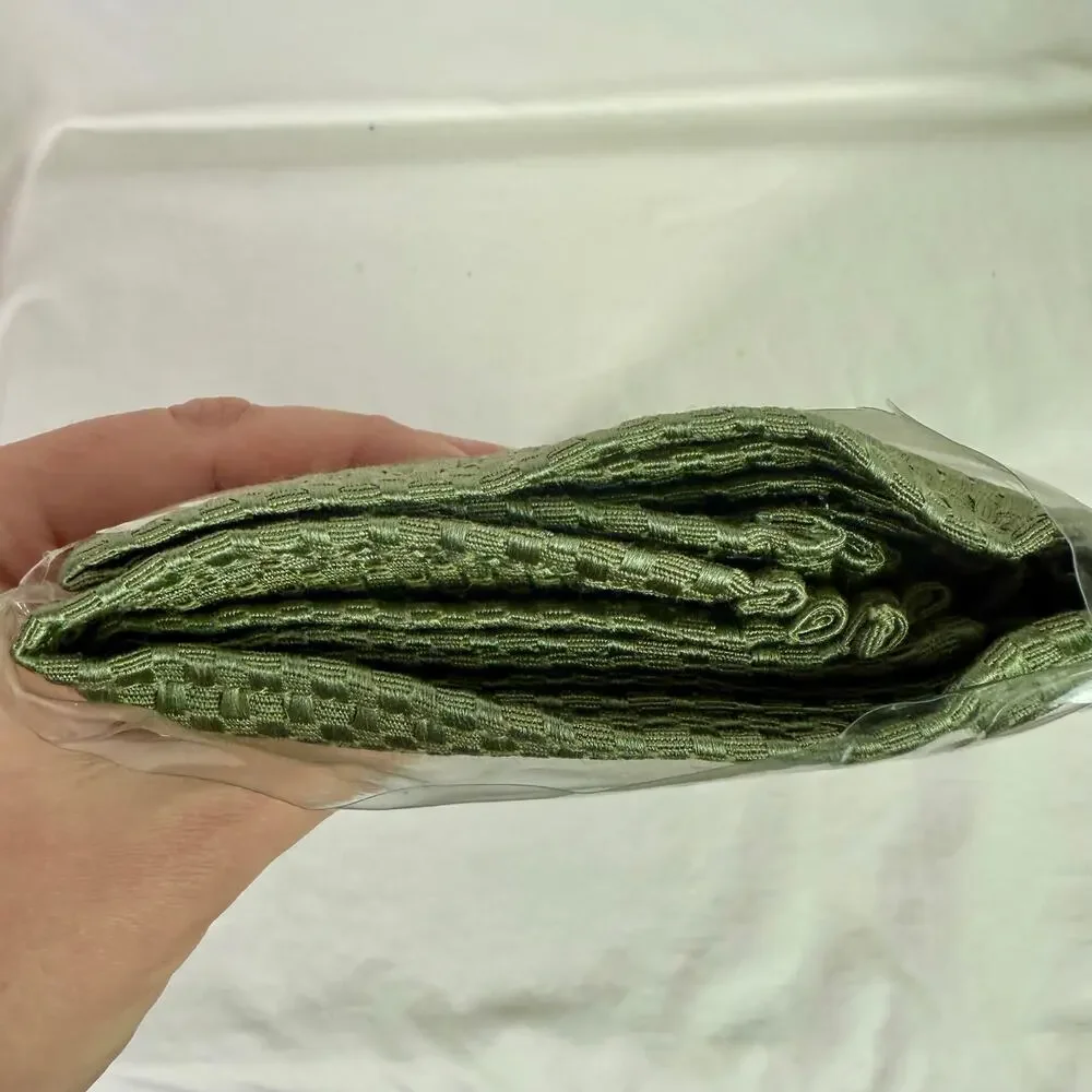 Food Network Set 4 New Open Package Green Terrine Textured Cotton Poly Napkins